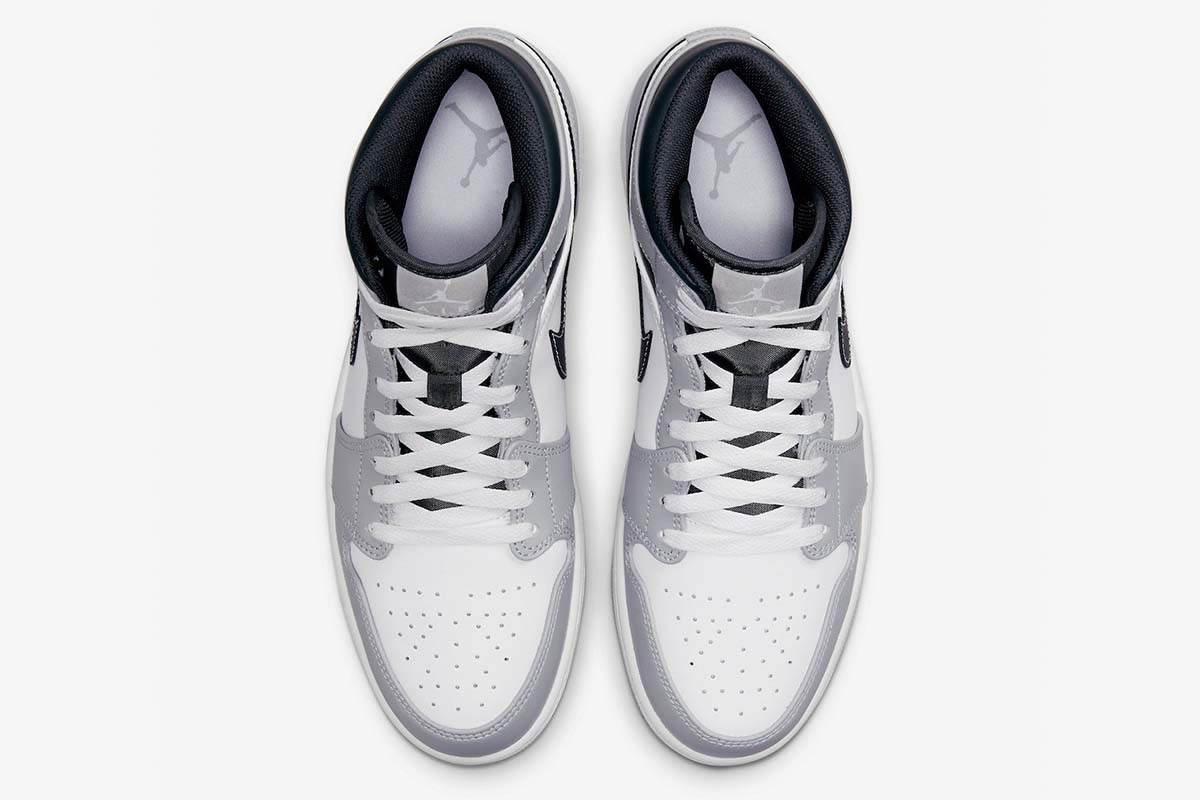 AJ 1 Mid ‘Light Smoke Grey’
