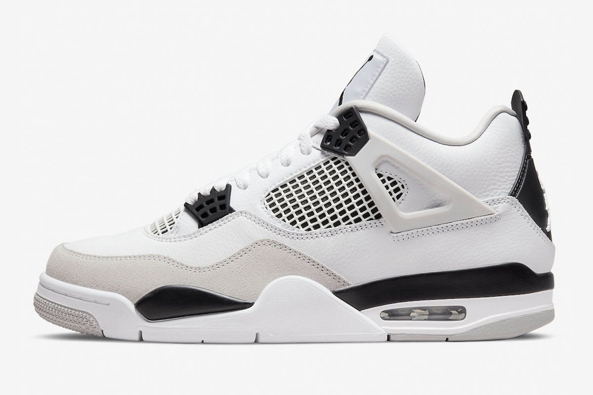 AJ 4 Retro ‘Military Black’