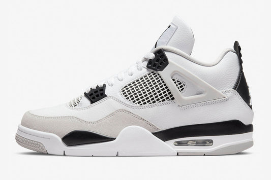 AJ 4 Retro ‘Military Black’