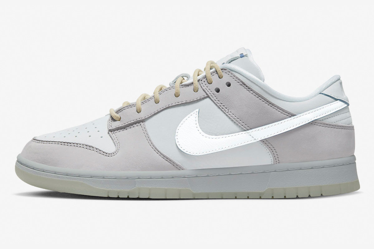 Wolf Grey Low-Top Dunk Sneakers