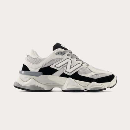 NB 9060 Black / Reflection Low Top Sneakers